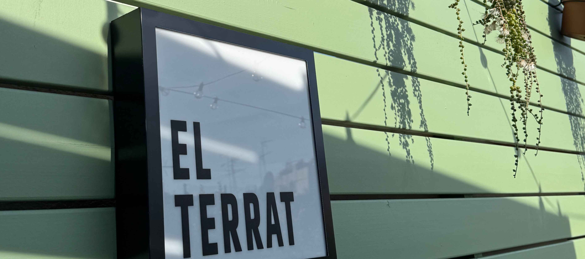 Gaudeix de l'esmorzar i del nostre rooftop